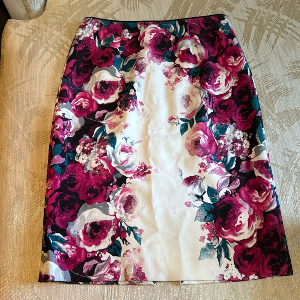 Skirt flowered print